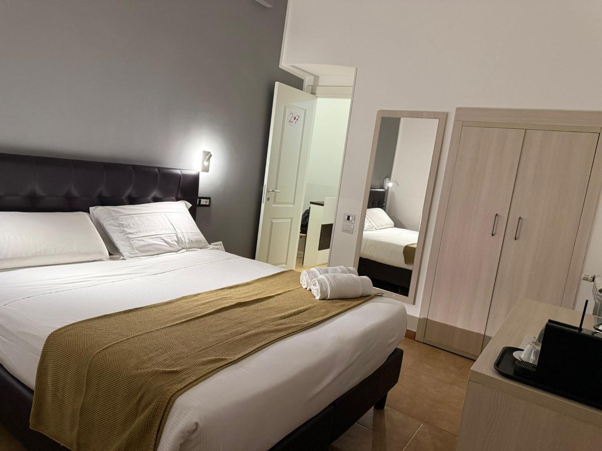 Bed and Breakfast Conte House Roma Exterior foto